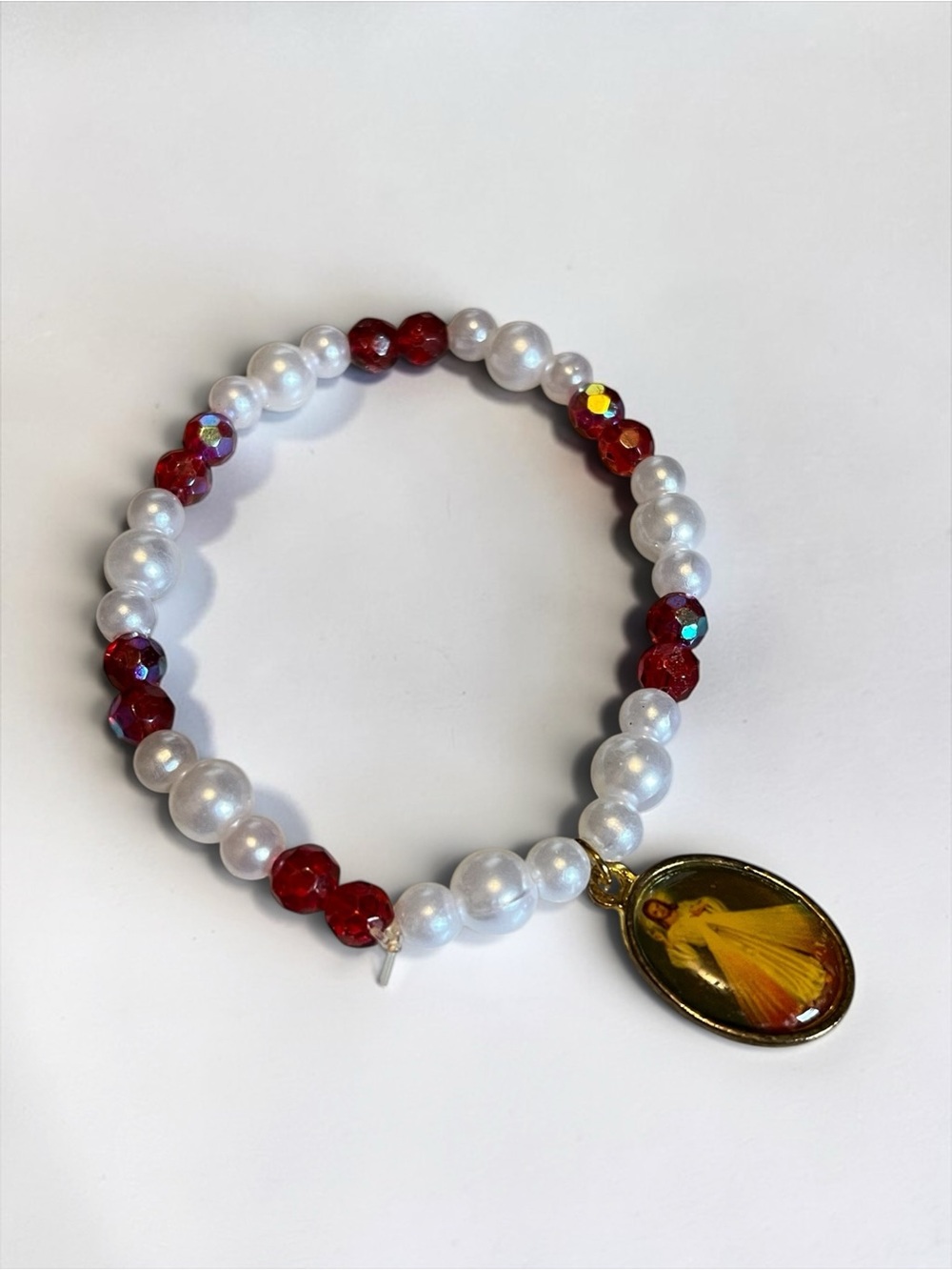 Vintage Religious Gold Tone Beaded Pendant Stretch Bracelet